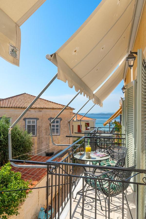 Arolithos Hotel Spetses Town Exterior photo